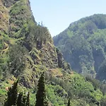 Apartmanhotel Valley Of Nuns Curral das Freiras