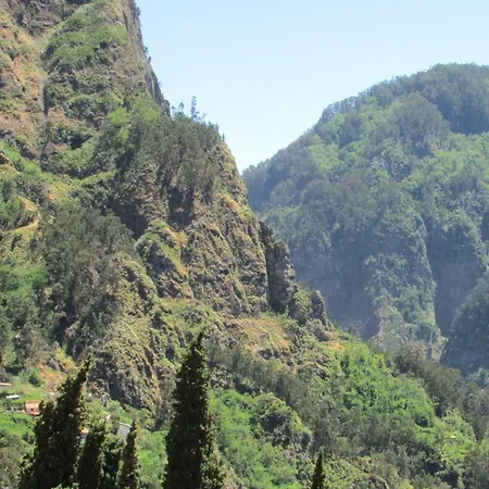شقة فندقية Valley Of Nuns Curral Das Freiras